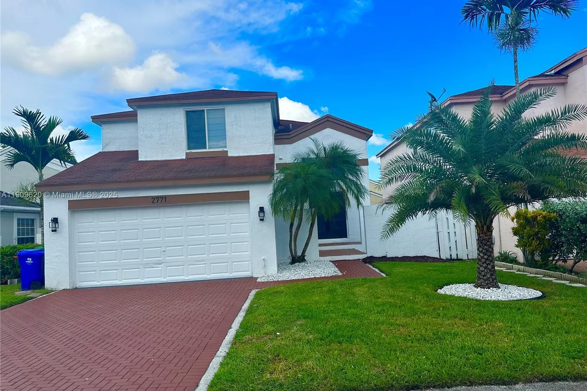 2771 W River Run Cir W, Miramar FL 33025