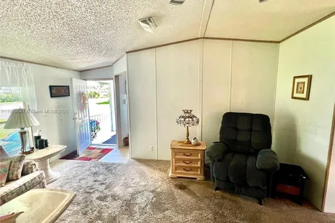 138 Lantern Ln, Fort Myers FL 33917