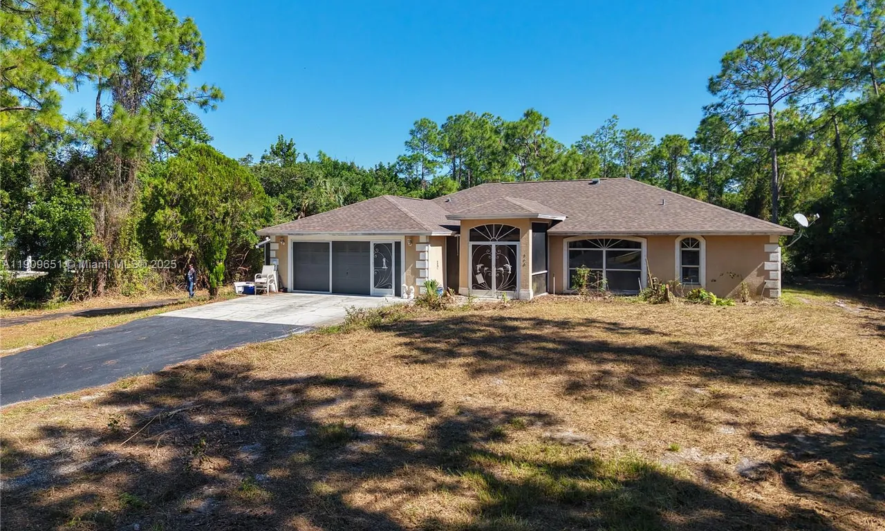 260 14th Street SE, Naples FL 34117