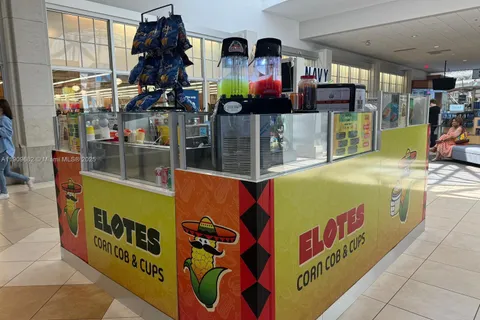 Elotes Cob & Cups Coral Square Mall, Coral Springs FL 33071