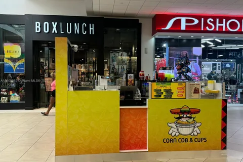 Elotes Cob & Cups Coral Square Mall, Coral Springs FL 33071