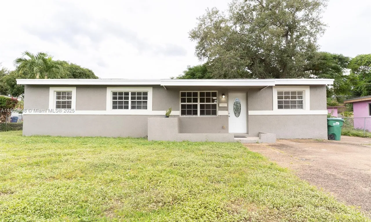 3010 NW 171st Ter, Miami Gardens FL 33056