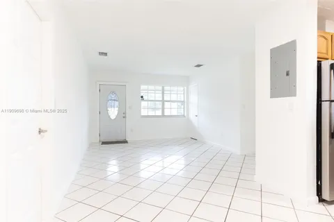 3010 NW 171st Ter, Miami Gardens FL 33056