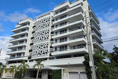 9261 E Bay Harbor Dr # 402, Bay Harbor Islands FL 33154