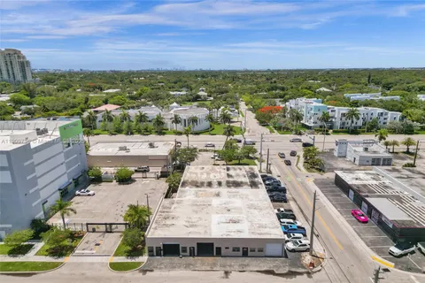 828 NW 1st St, Fort Lauderdale FL 33311