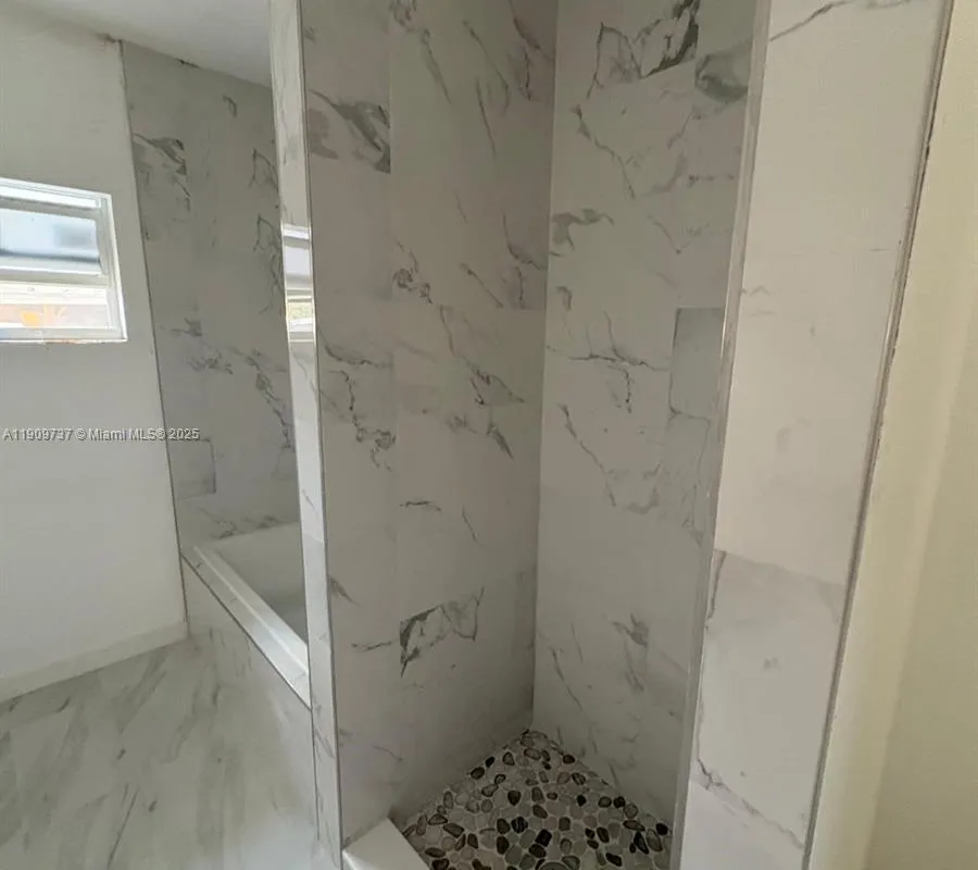 2121 Rutland St, Opa-Locka FL 33054