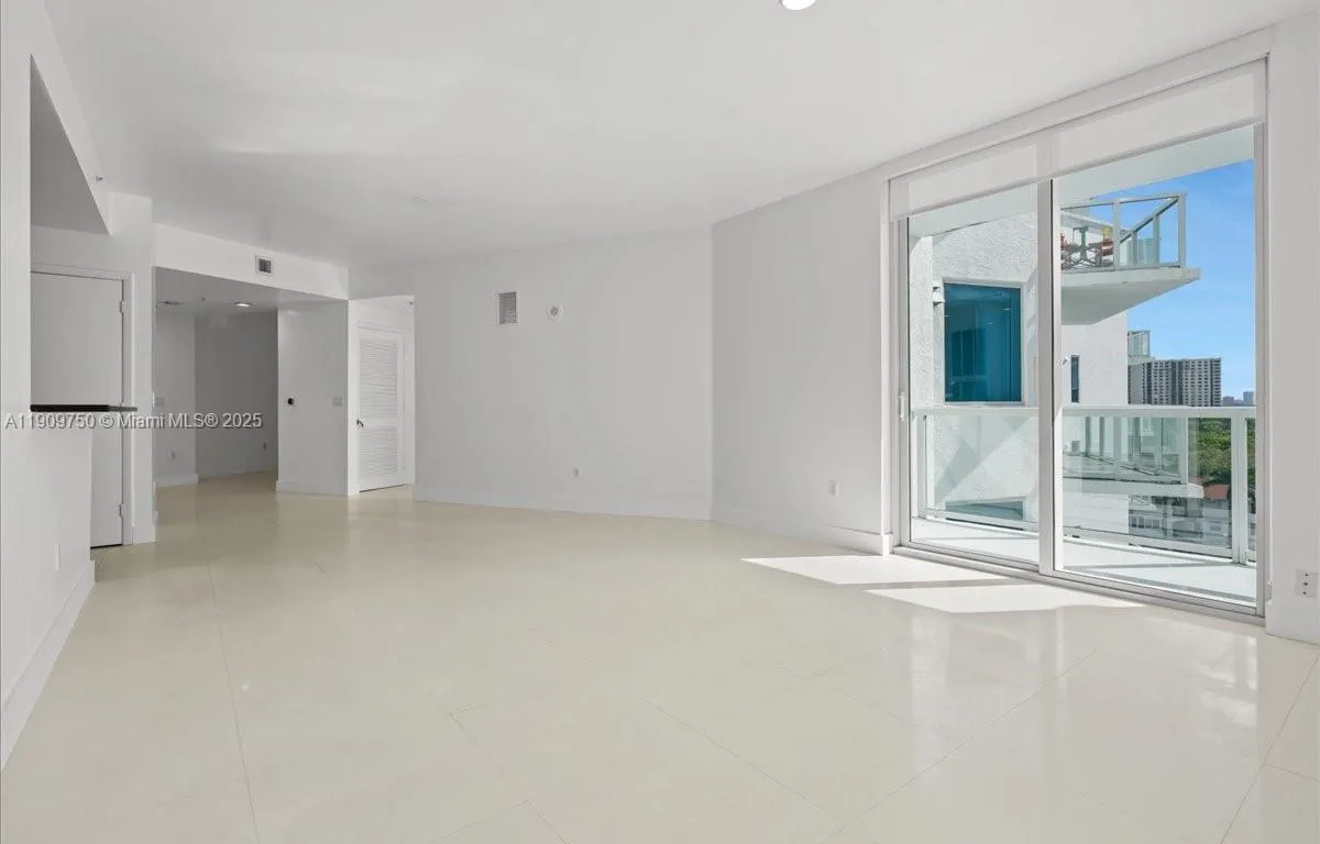 3030 NE 188 Street # 604, Aventura FL 33180