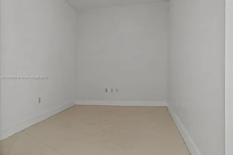 3030 NE 188 Street # 604, Aventura FL 33180