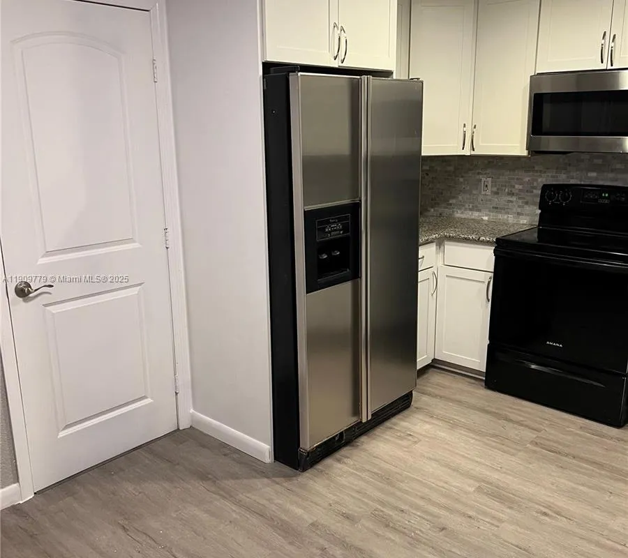 417 SW 8th Ave, Delray Beach FL 33444