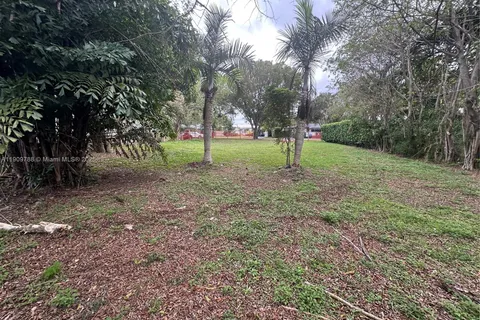 157 NW 104th St, Miami Shores FL 33150