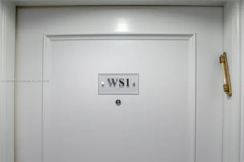 3000 Island Blvd, Aventura FL 33160