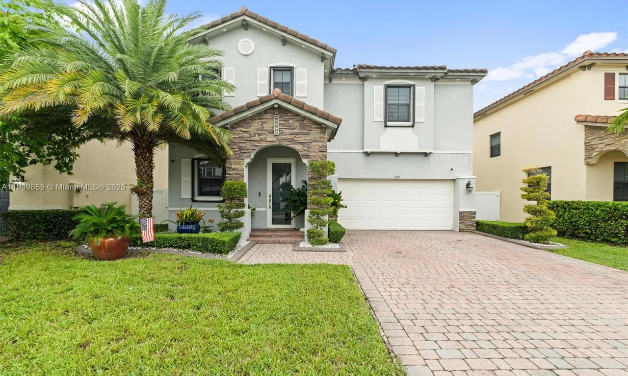 3521 W 92nd Pl, Hialeah FL 33018