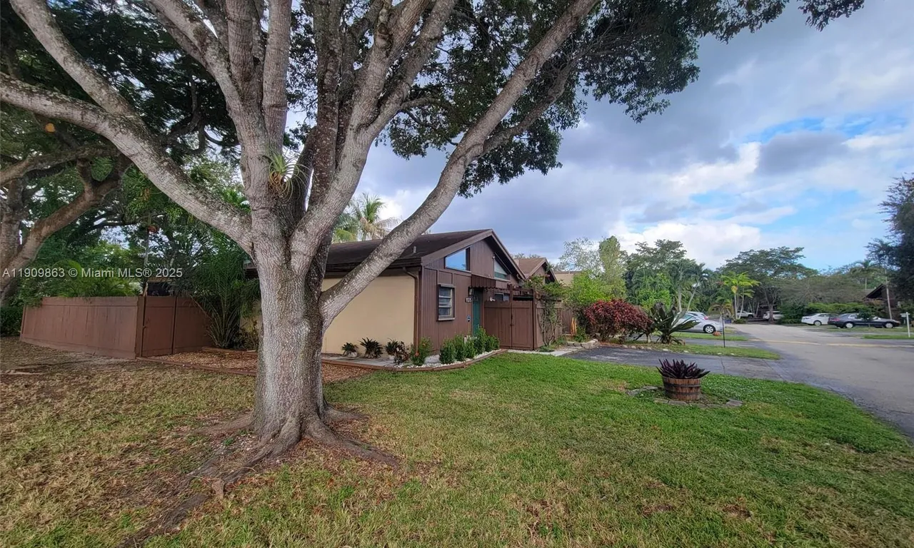 11375 SW 112th Cir Ln S, Miami FL 33176