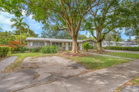 11434 SW 81st Rd, Pinecrest FL 33156