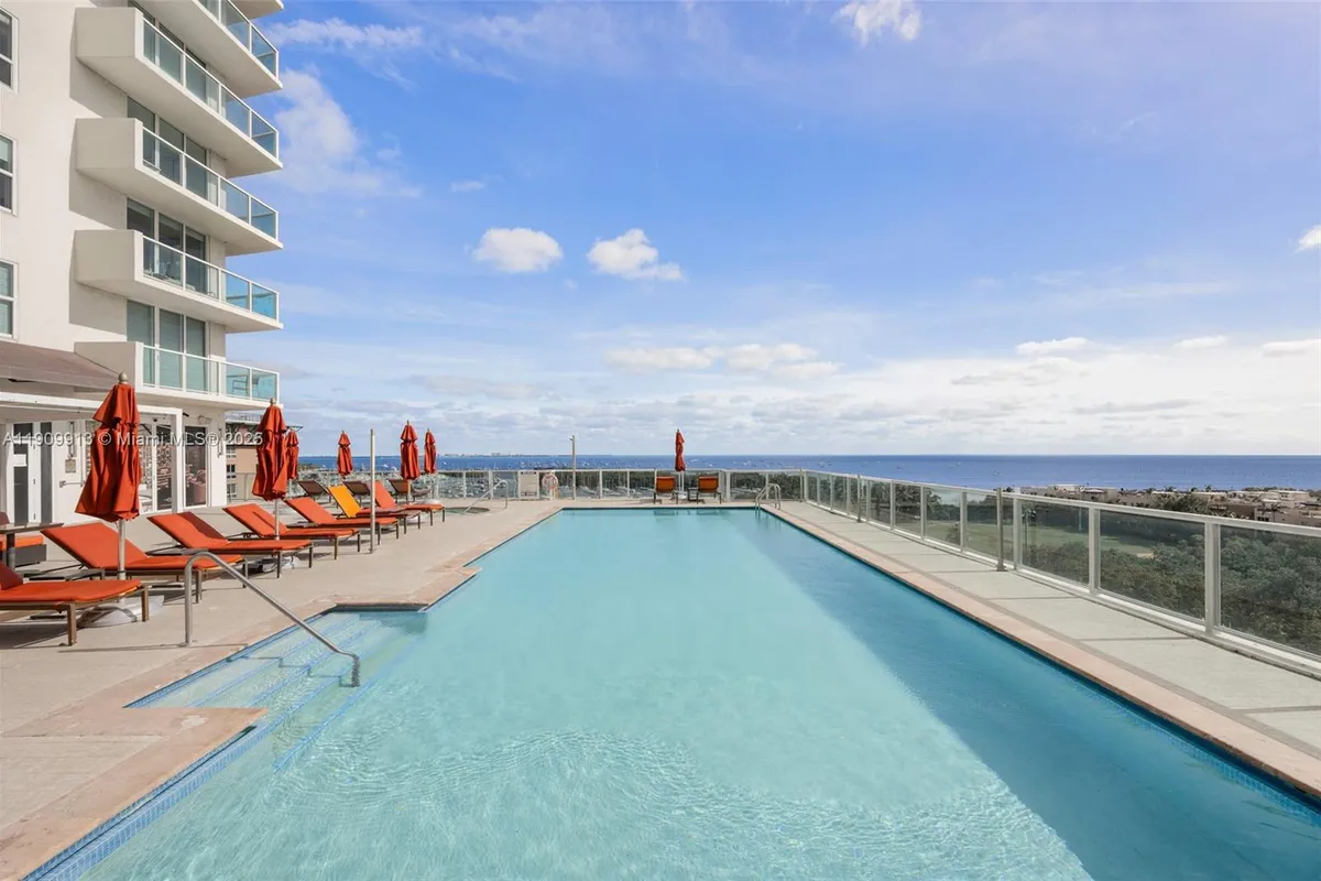 2889 Mcfarlane Rd # 1512, Coconut Grove FL 33133