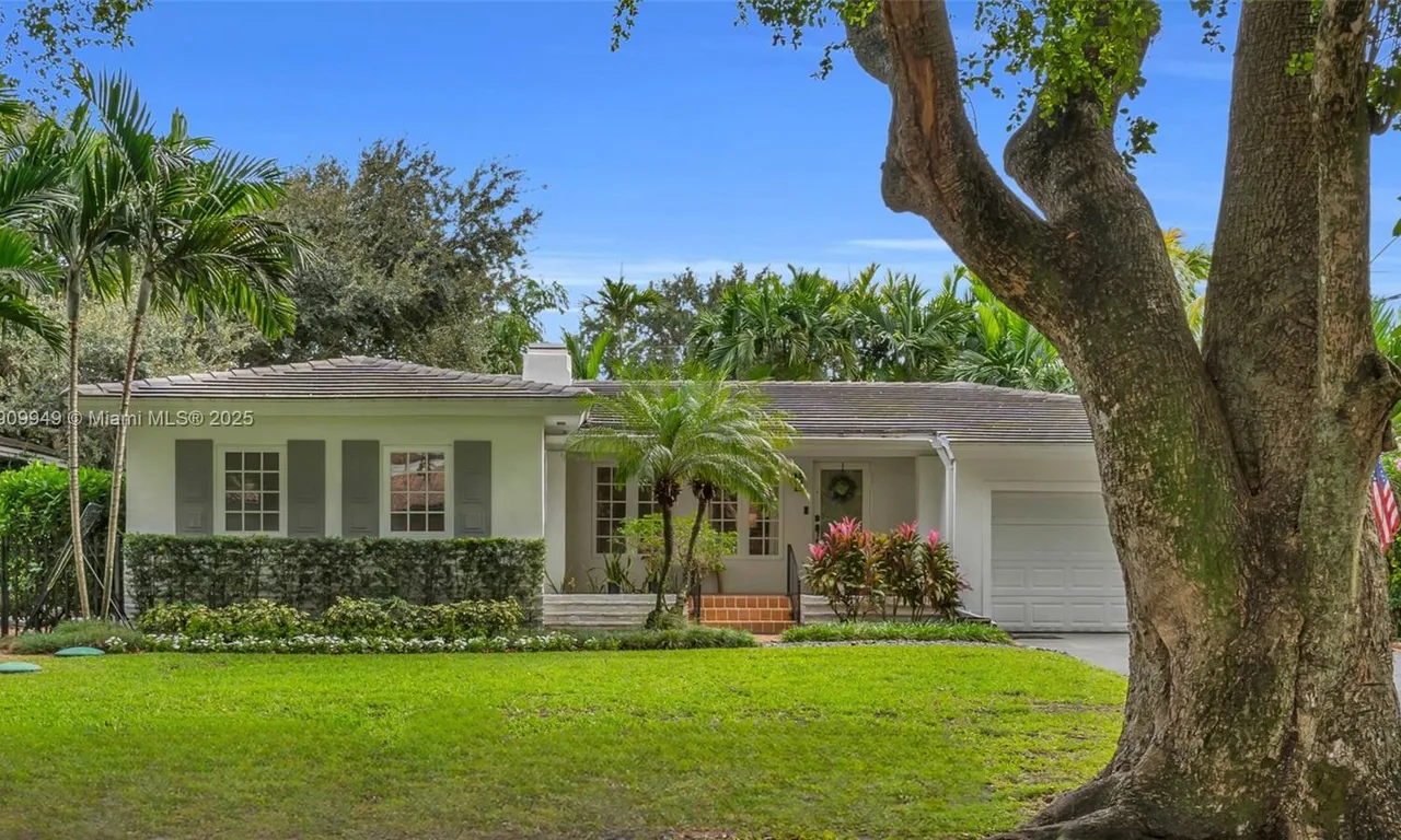 1536 Alegriano Ave, Coral Gables FL 33146