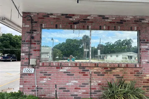 1001 W Midway Rd, Fort Pierce FL 34982