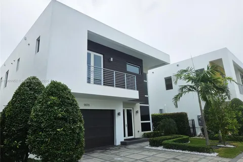 9870 NW 75th Ter, Doral FL 33178