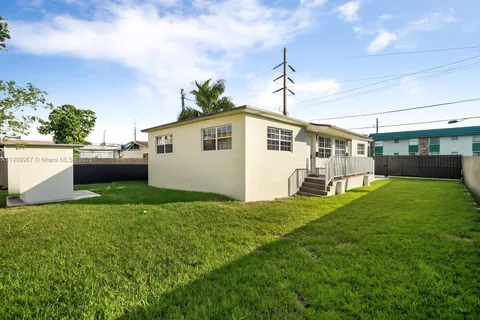 4421 NW 9th St, Miami FL 33126