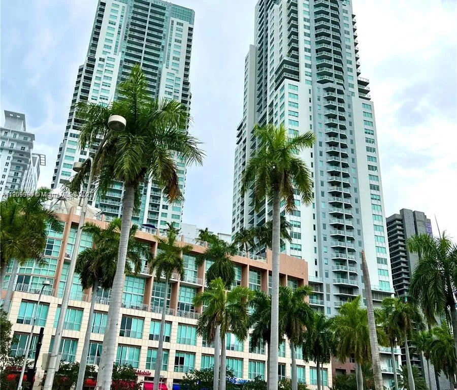 244 Biscayne Blvd # 348, Miami FL 33132