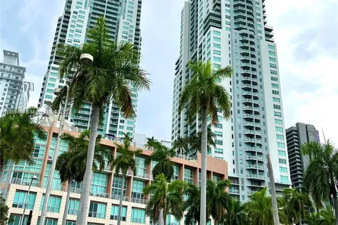 244 Biscayne Blvd # 348, Miami FL 33132