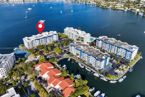 16546 NE 26th Ave # 3J, North Miami Beach FL 33160