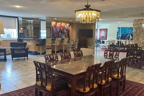 1880 S Ocean Dr # 203, Hallandale Beach FL 33009