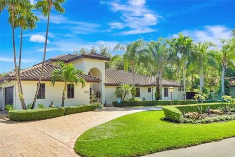 18501 SW 79th Ct, Cutler Bay FL 33157