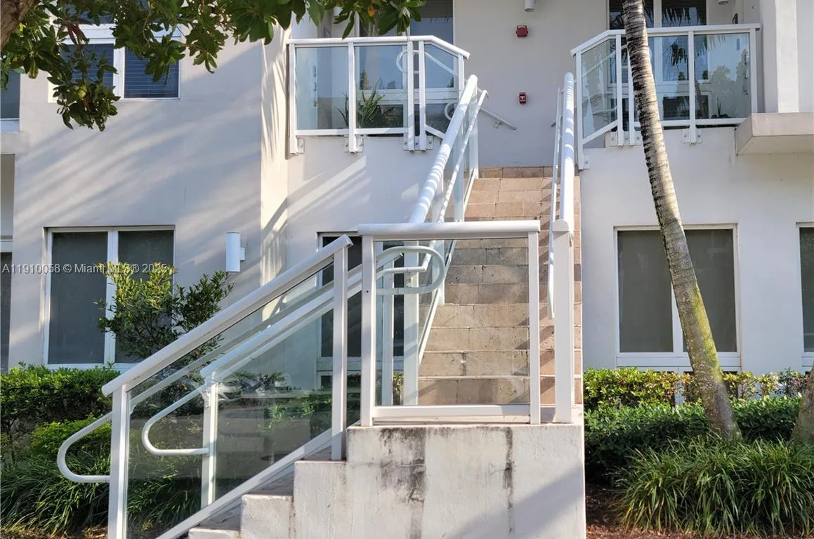 10280 NW 63rd Ter # 203, Doral FL 33178