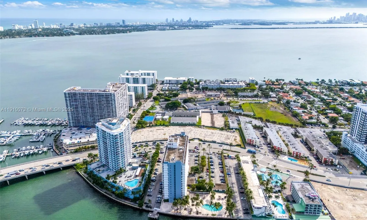 1865 79th St Cswy, North Bay Village FL 33141