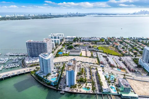 1865 79th St Cswy, North Bay Village FL 33141