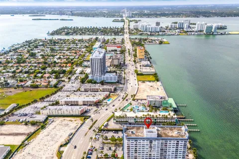 1865 79th St Cswy, North Bay Village FL 33141