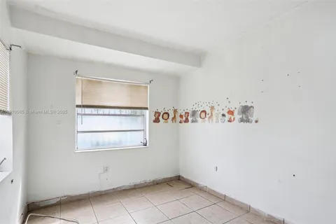 4166 E 10th Ct, Hialeah FL 33013