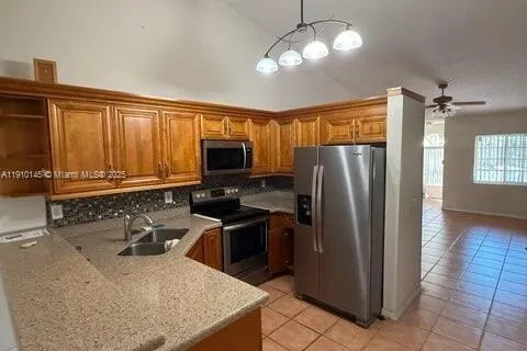 3171 Holiday Springs Blvd # 5, Margate FL 33063