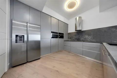 16001 SE Collins Ave # 707, Sunny Isles Beach FL 33160