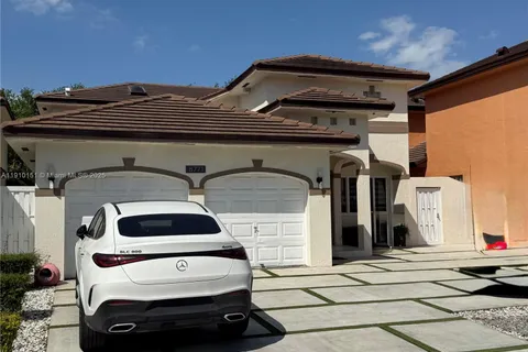 8771 NW 153rd Ter, Miami Lakes FL 33018