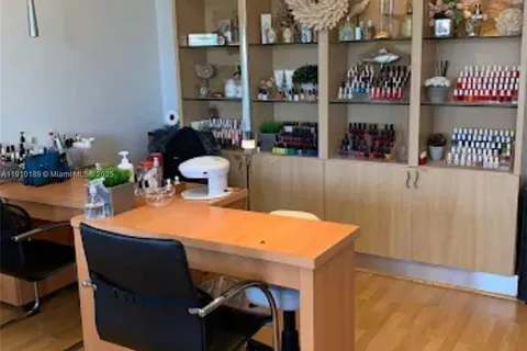 Undisclosed address, Aventura FL 33180