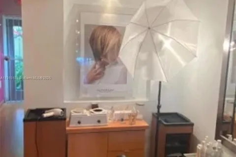 Undisclosed address, Aventura FL 33180