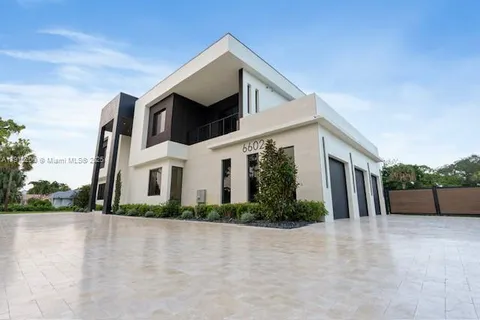 6602 NW 62nd Ter, Parkland FL 33067