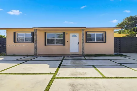 4260 NW 169th Ter, Miami Gardens FL 33055