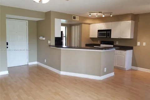 9999 Summerbreeze Dr # 501, Sunrise FL 33322