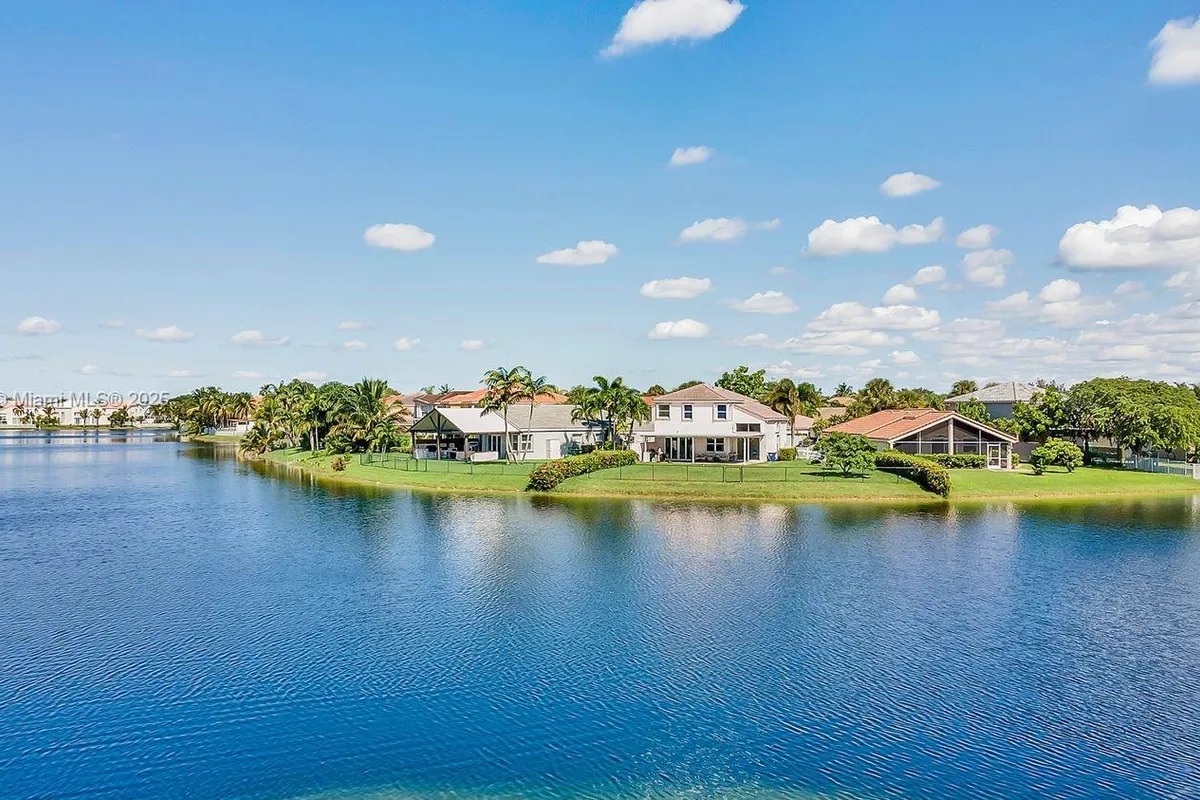 15697 NW 12th Pl, Pembroke Pines FL 33028