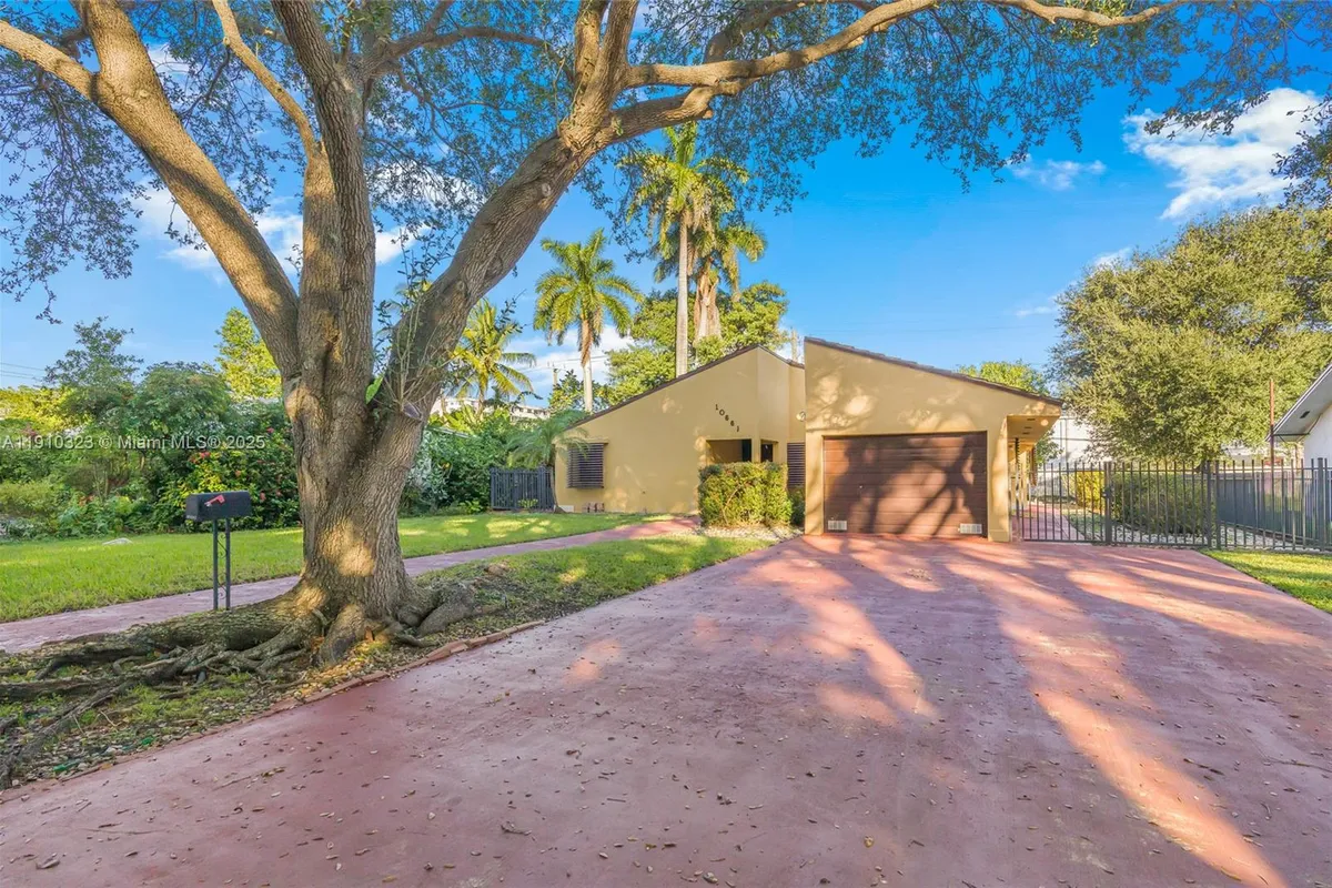 10667 NE 11th Ct, Miami Shores FL 33138