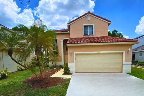 1032 Sequoia Ln, Weston FL 33327