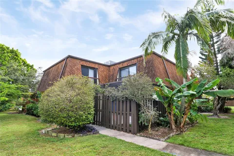 110 N Delaware Blvd # 18B, Jupiter FL 33458