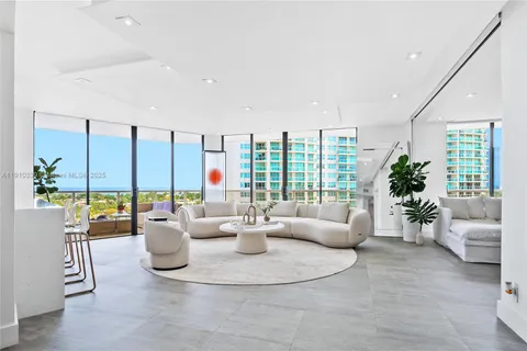 20281 E Country Club Dr # 808, Aventura FL 33180