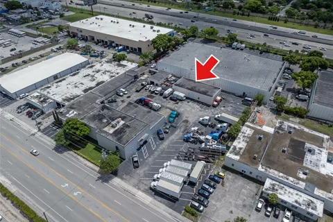 950 SW 12th Ave, Pompano Beach FL 33069