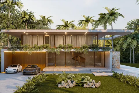 12500 Alamanda Dr, North Miami FL 33181