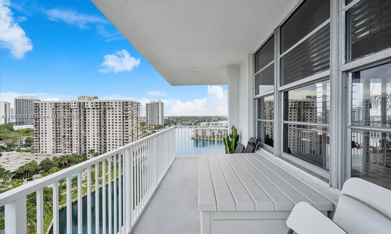 2851 NE 183rd St # 1717E, Aventura FL 33160