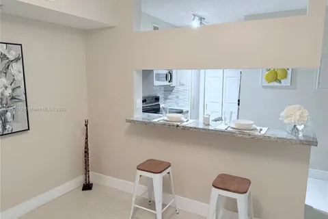 17150 N Bay Rd # 2102, Sunny Isles Beach FL 33160